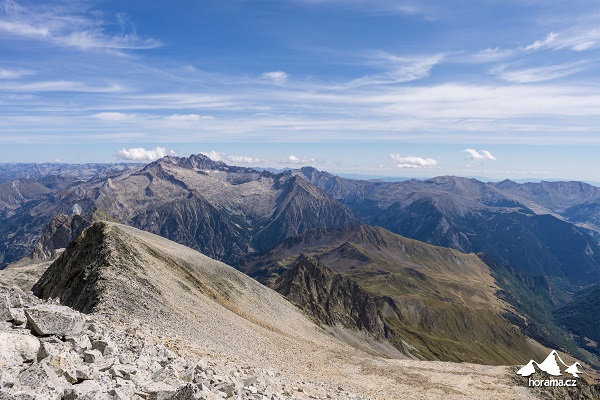 vyhled-z-vrcholu-perdiguero-pyreneje-spanelsko-horama-cz.jpg