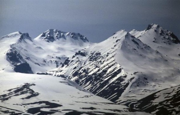 Aragats_mountain.jpg